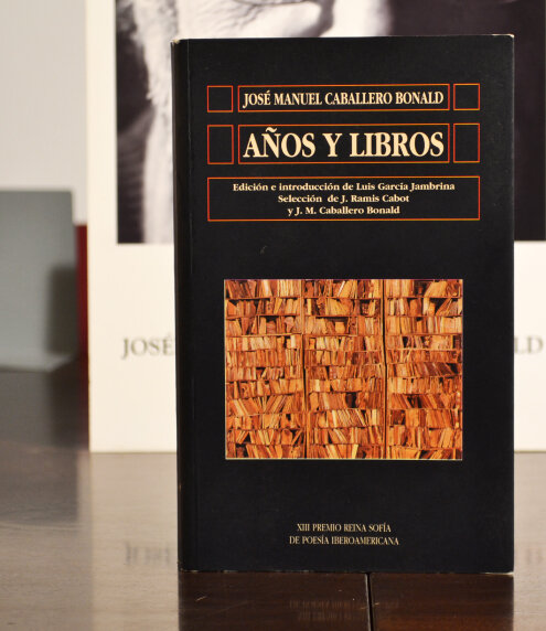 Portada "Años y libros" de José Manuel Caballero Bonald